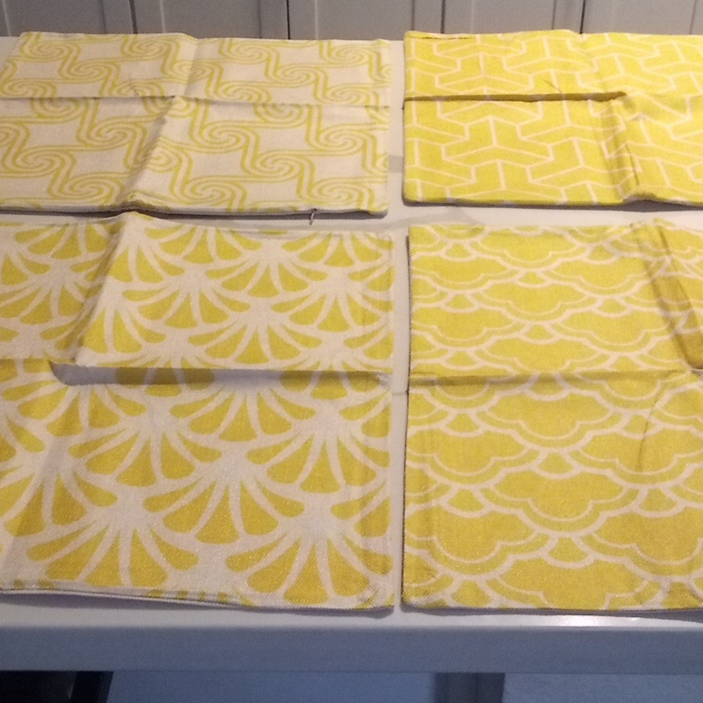 Throw Pillow Covers Set of 4 Yellow Geometric Print 17x17" NEW‎